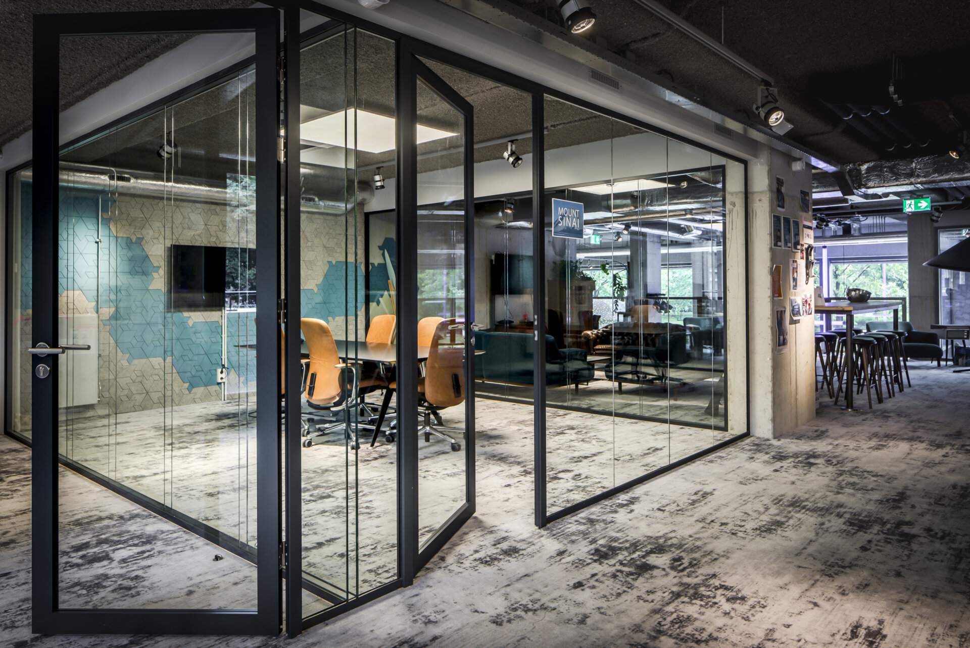 Framed single glazed door